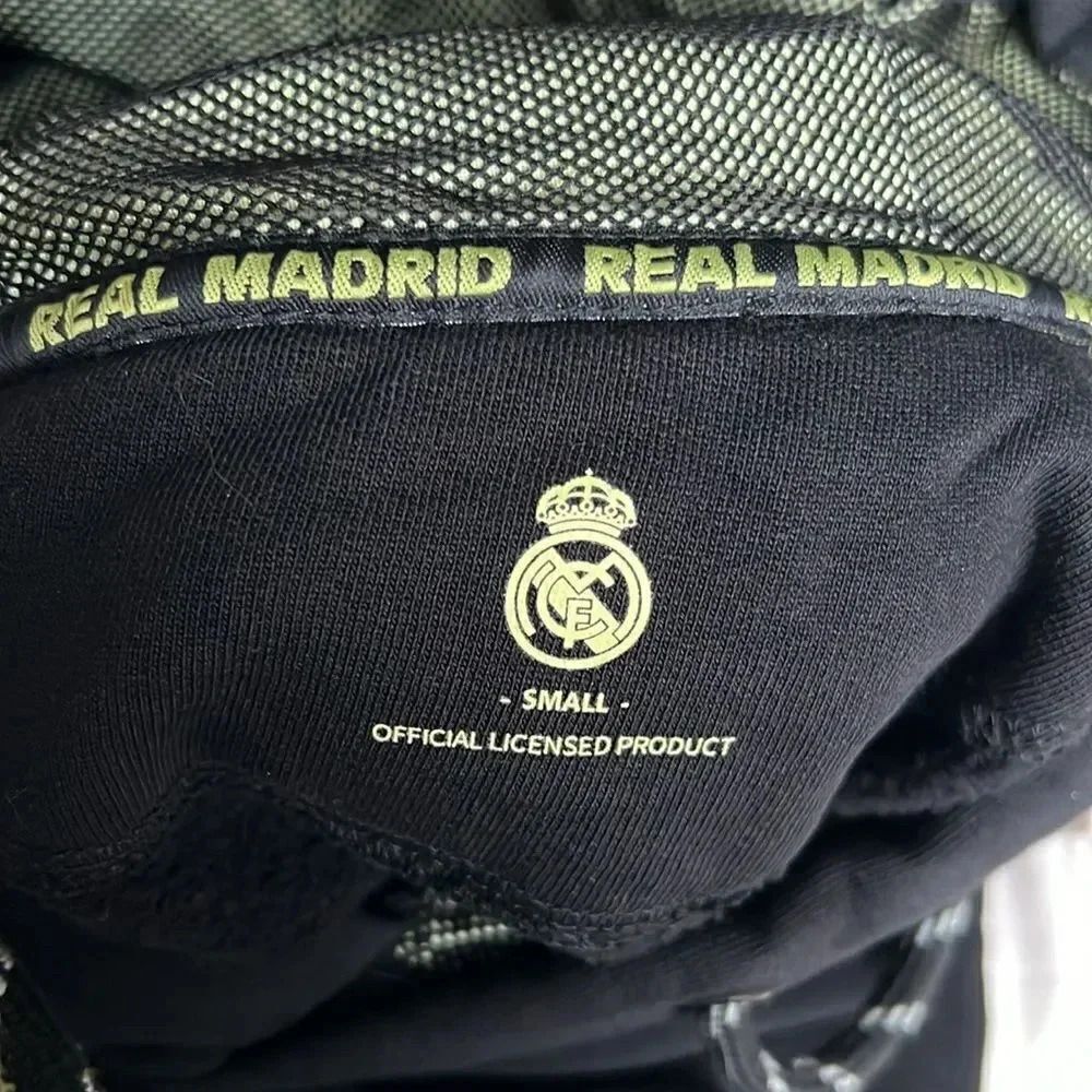 Real Madrid Sweatshirt - Picture 5 of 7